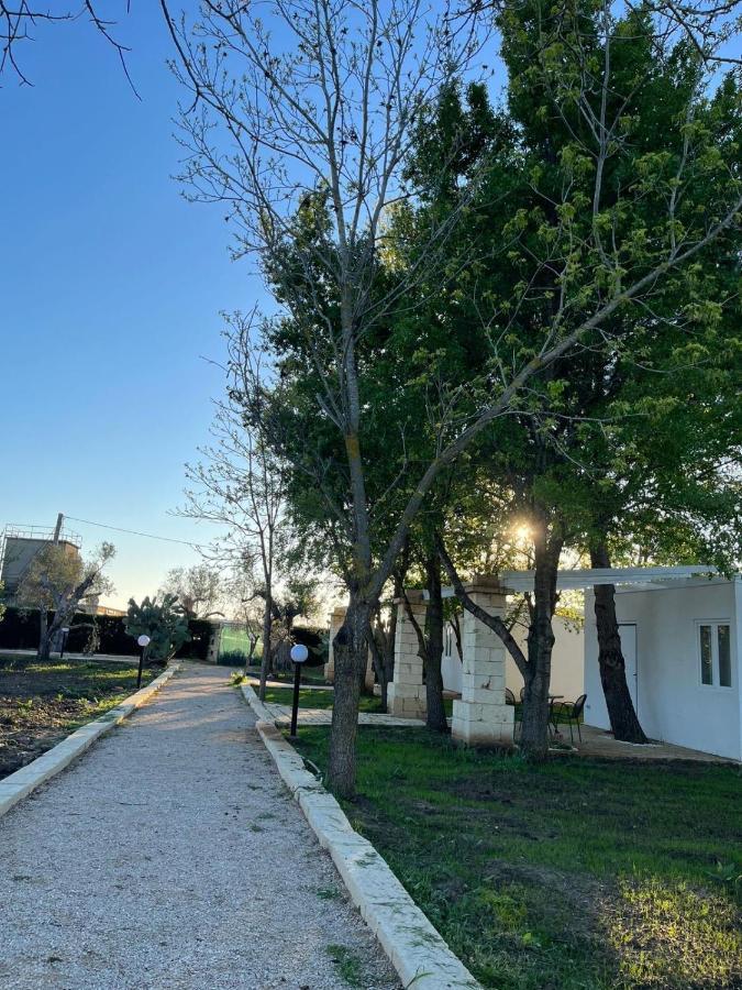 Aradeo Agriturismo Tenuta La Monaca מראה חיצוני תמונה