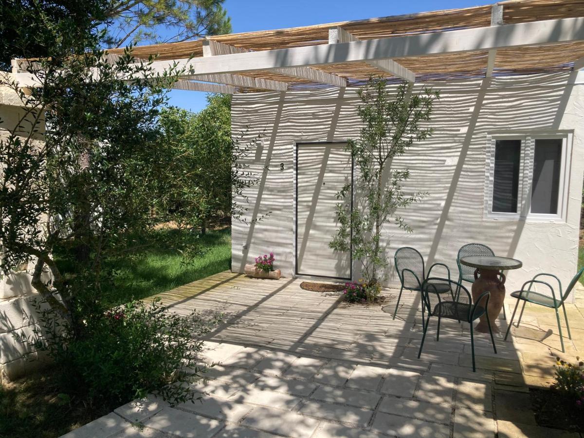 Aradeo Agriturismo Tenuta La Monaca מראה חיצוני תמונה