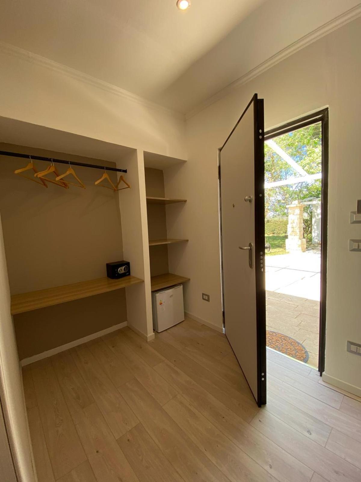 Aradeo Agriturismo Tenuta La Monaca מראה חיצוני תמונה