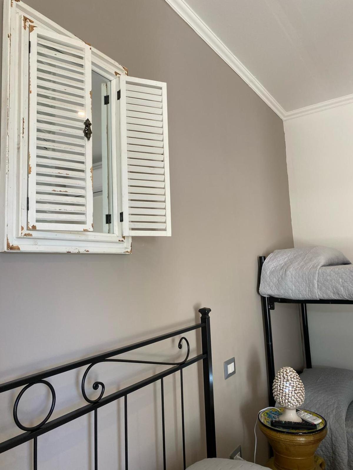 Aradeo Agriturismo Tenuta La Monaca מראה חיצוני תמונה